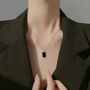 Minimalist Gold Rectangular Pendant Necklace – Black Stone Stainless Steel Chain for Women